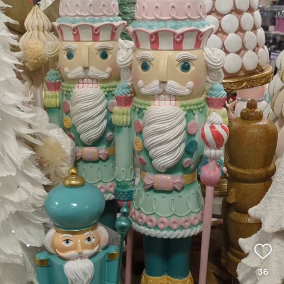 NEW 22in Resin Candy Pastel Nutcracker by Peppermint Square - Picture 4 of 4